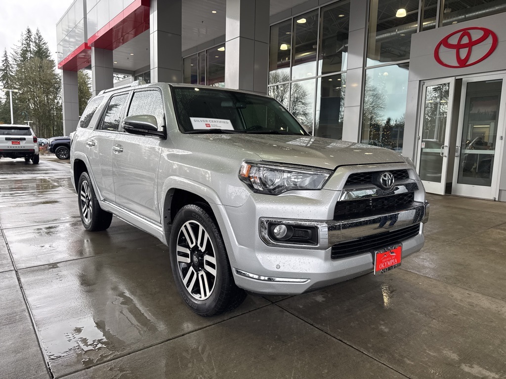 2017 Toyota 4Runner Limited's photo
