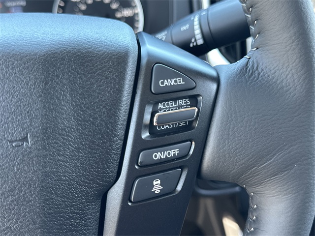 2025 Glacier White Nissan Frontier SV 4X4 Truck