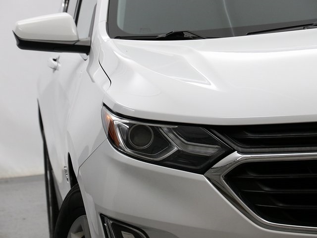 2018 Chevrolet Equinox LT photo 4