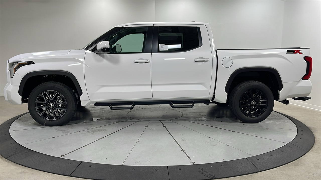 2026 Toyota Tundra SR5 CrewMax photo 7