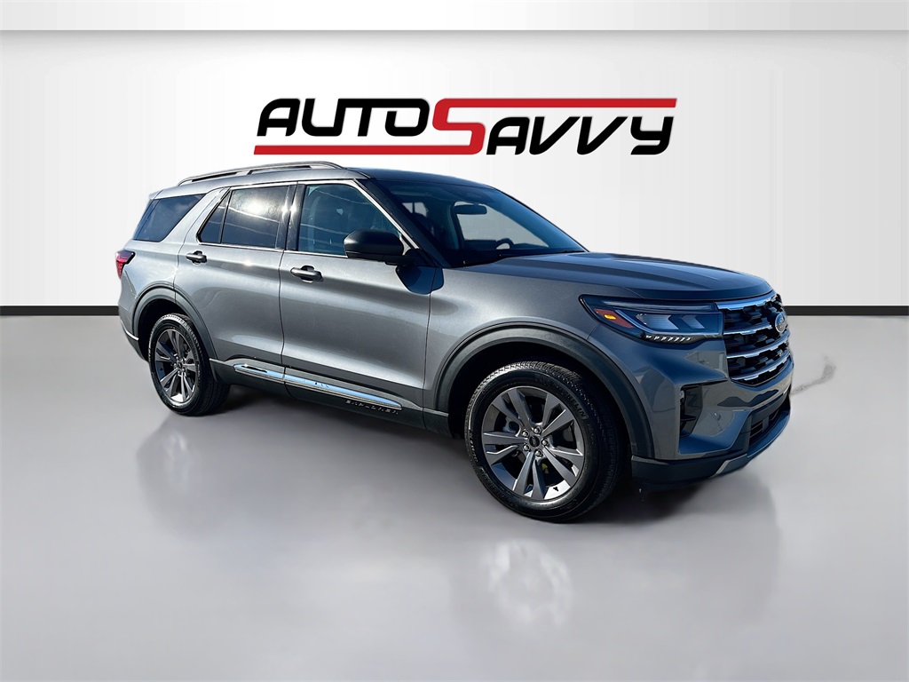 2025 Ford Explorer Active's photo