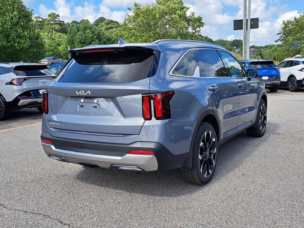 2025 Kia Sorento EX SUV FWD 4
