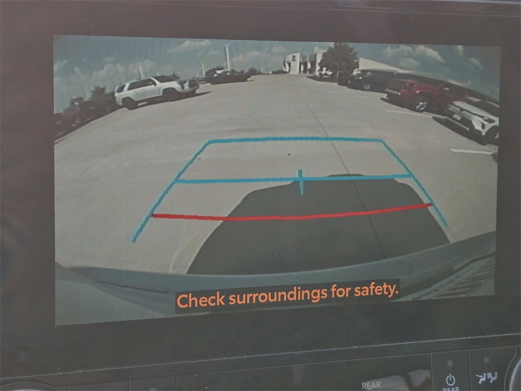 Used 2025 Toyota Highlander Hybrid SUV