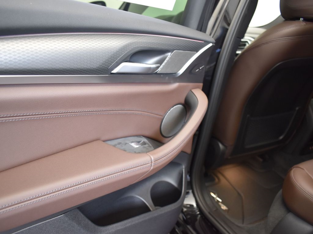 2025 Black Sapphire Metallic BMW X4 xDrive30i AWD SUV
