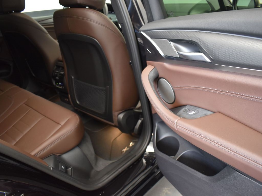 2025 Black Sapphire Metallic BMW X4 xDrive30i AWD SUV
