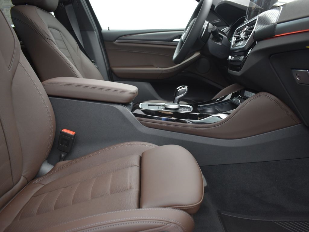 2025 Black Sapphire Metallic BMW X4 xDrive30i AWD SUV