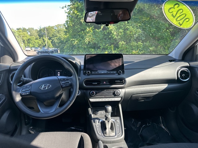 2023 Lunar White Hyundai Kona SEL AWD SUV