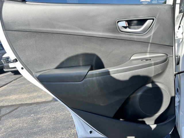 2023 Lunar White Hyundai Kona SEL AWD SUV