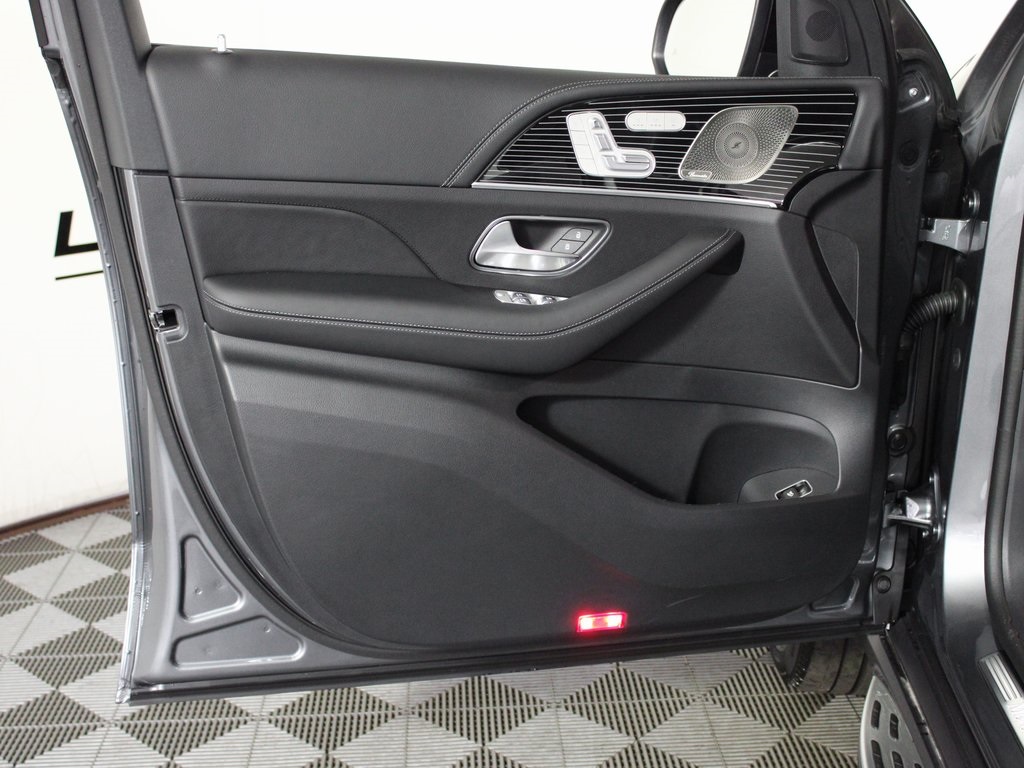 used 2025 Mercedes-Benz GLS car, priced at $102,998