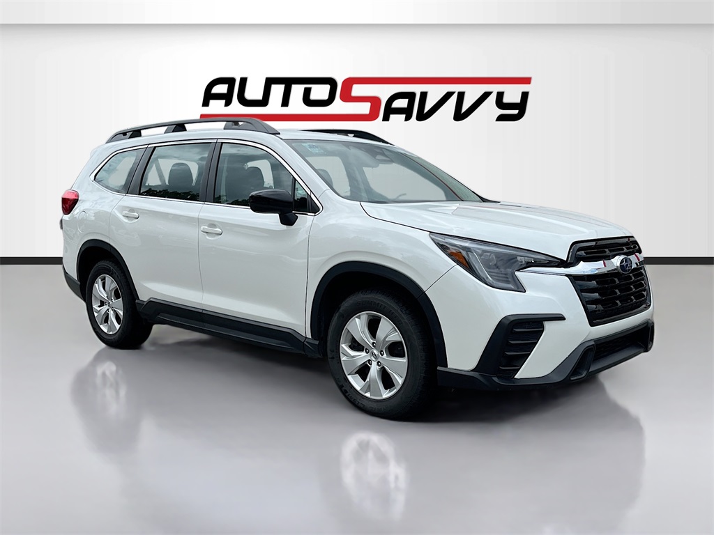 2023 Subaru Ascent Base's photo