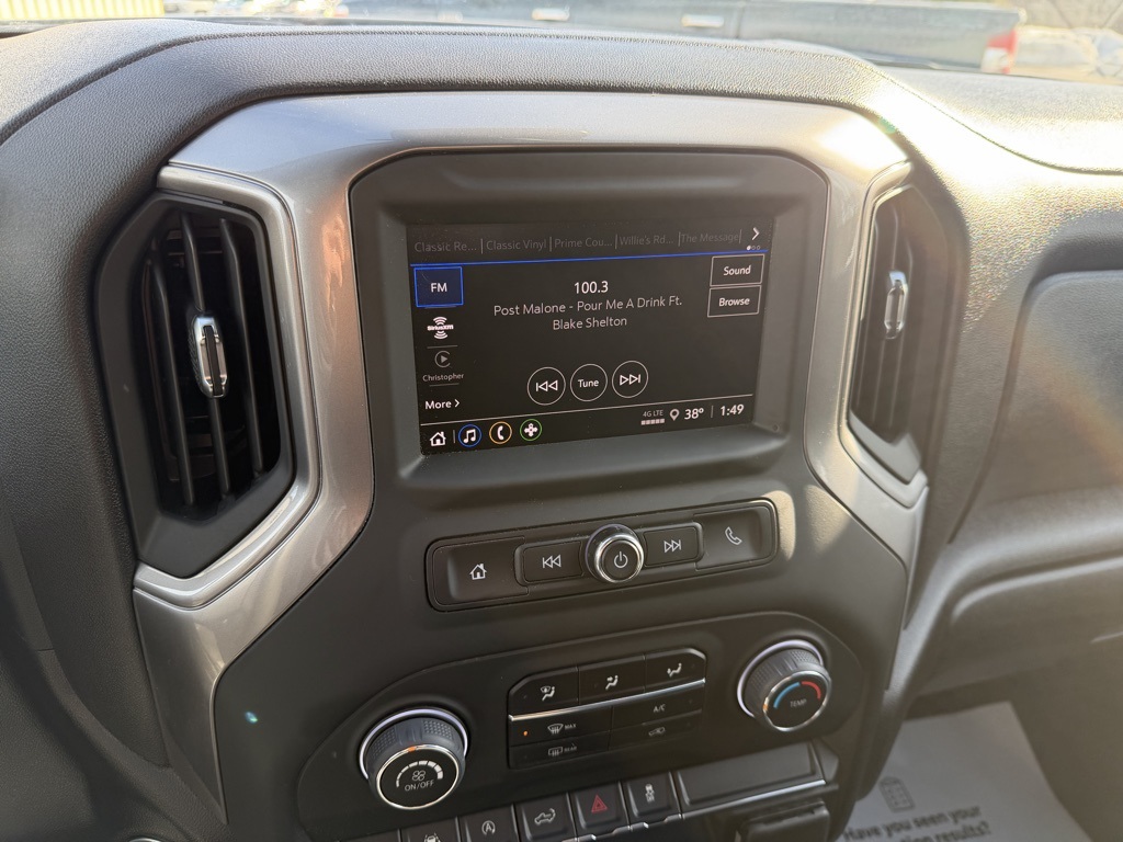 used 2024 Chevrolet Silverado 1500 car, priced at $33,903