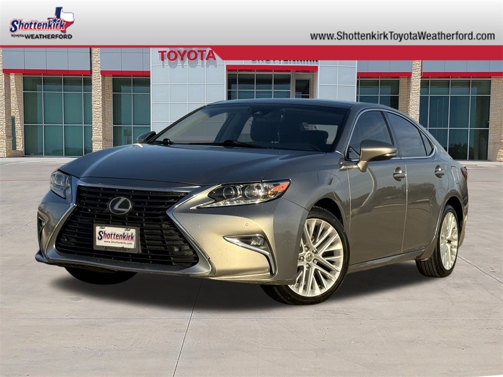 2017 Lexus ES 350's photo