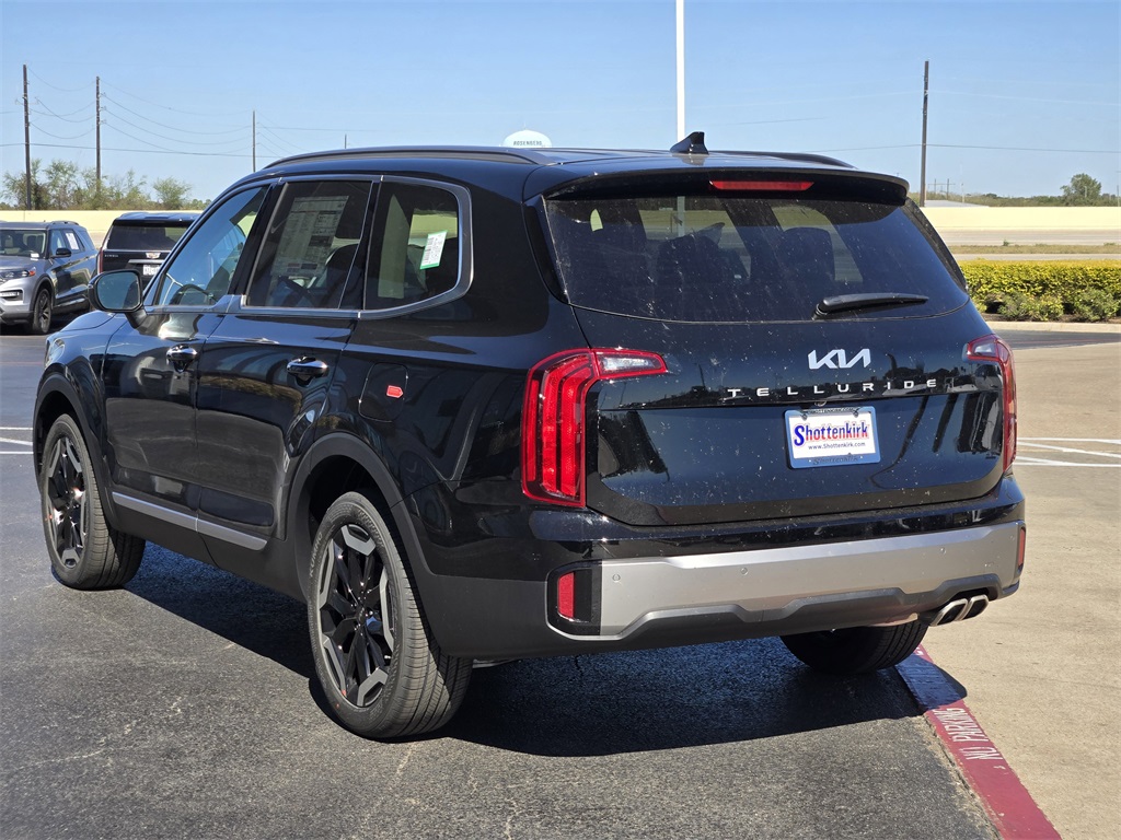 2025 Kia Telluride S photo 4