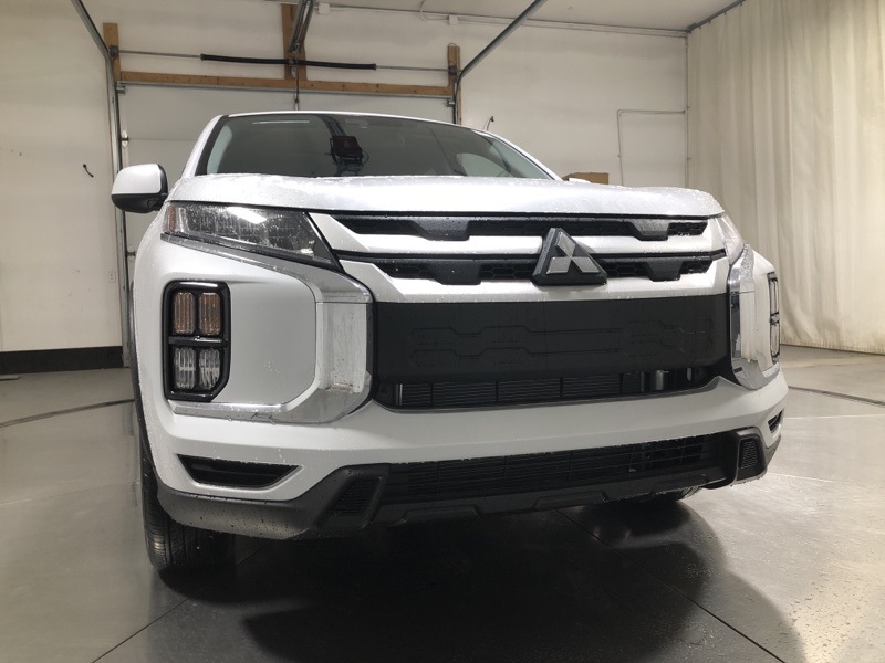 2025 Mitsubishi Outlander Sport ES SE LE photo 2