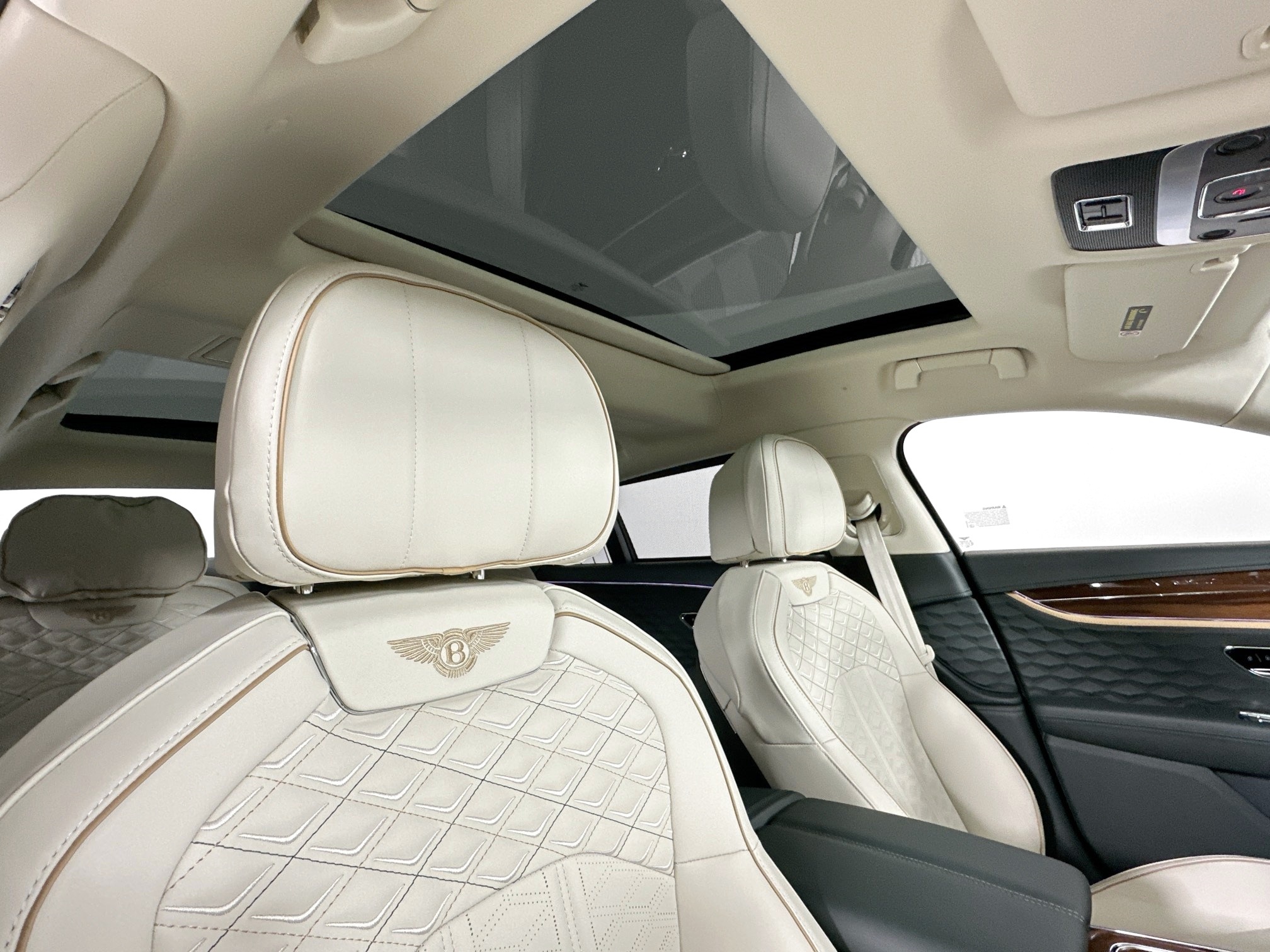 new 2026 Bentley Flying Spur car