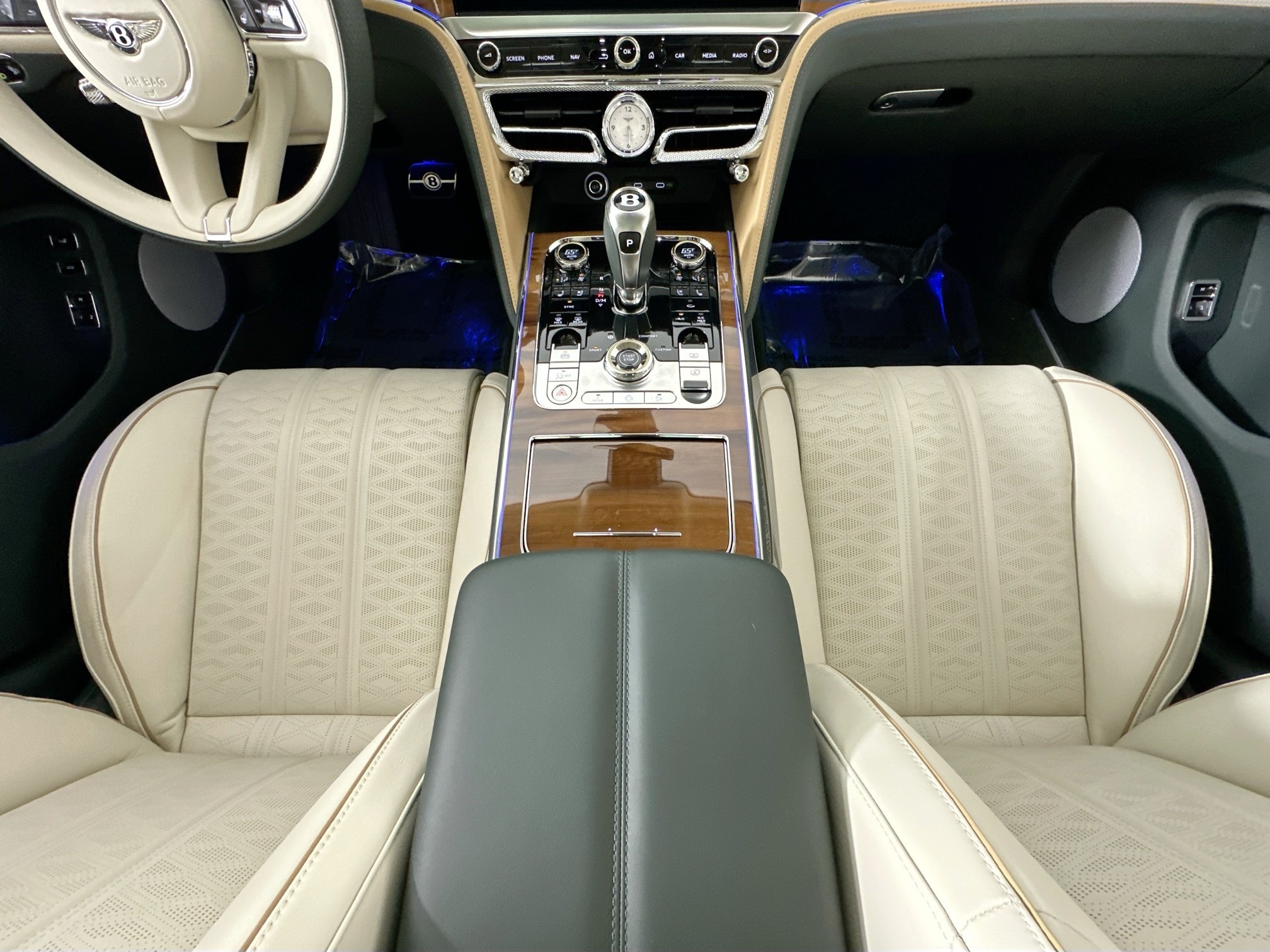 new 2026 Bentley Flying Spur car