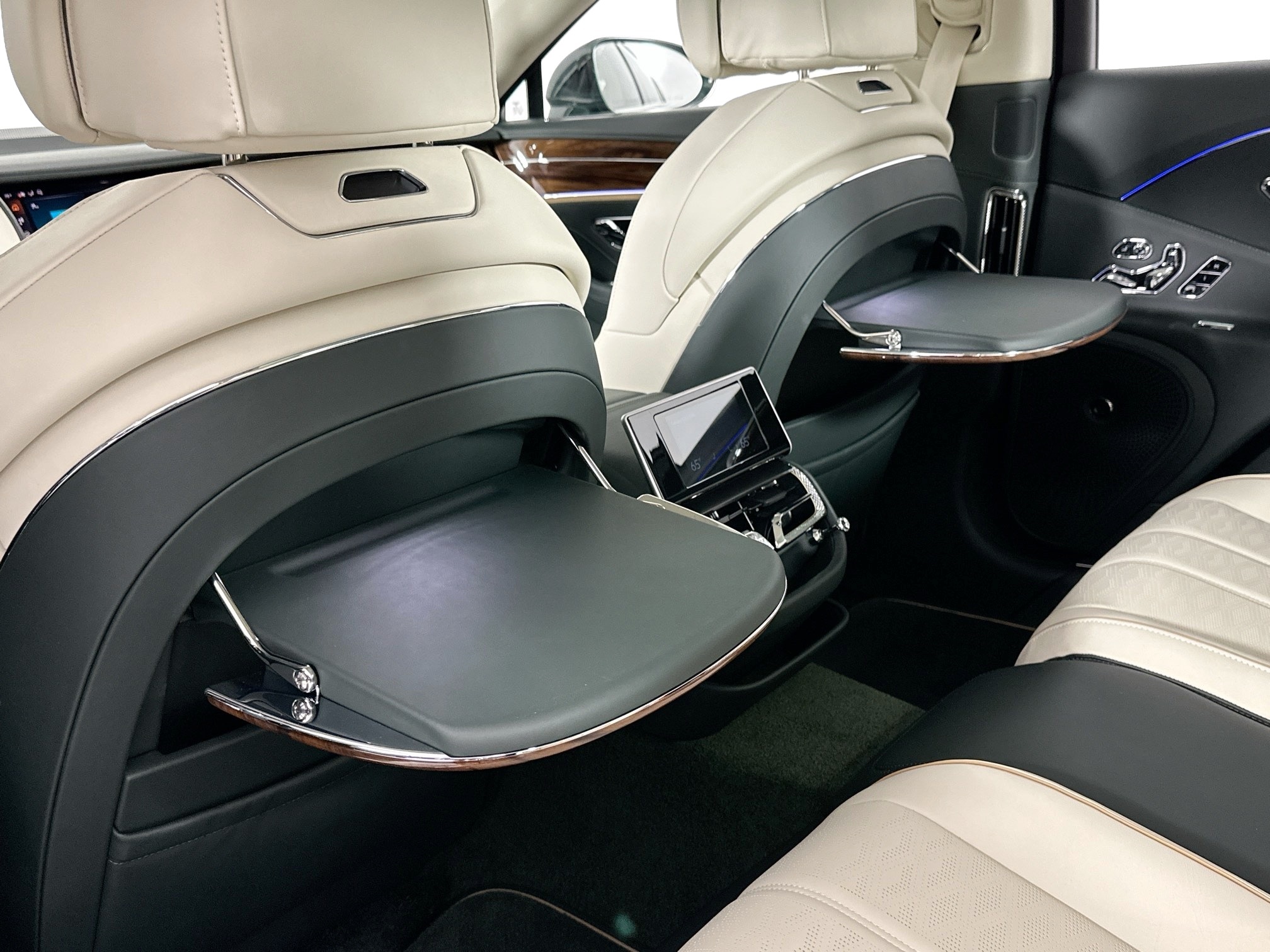 new 2026 Bentley Flying Spur car