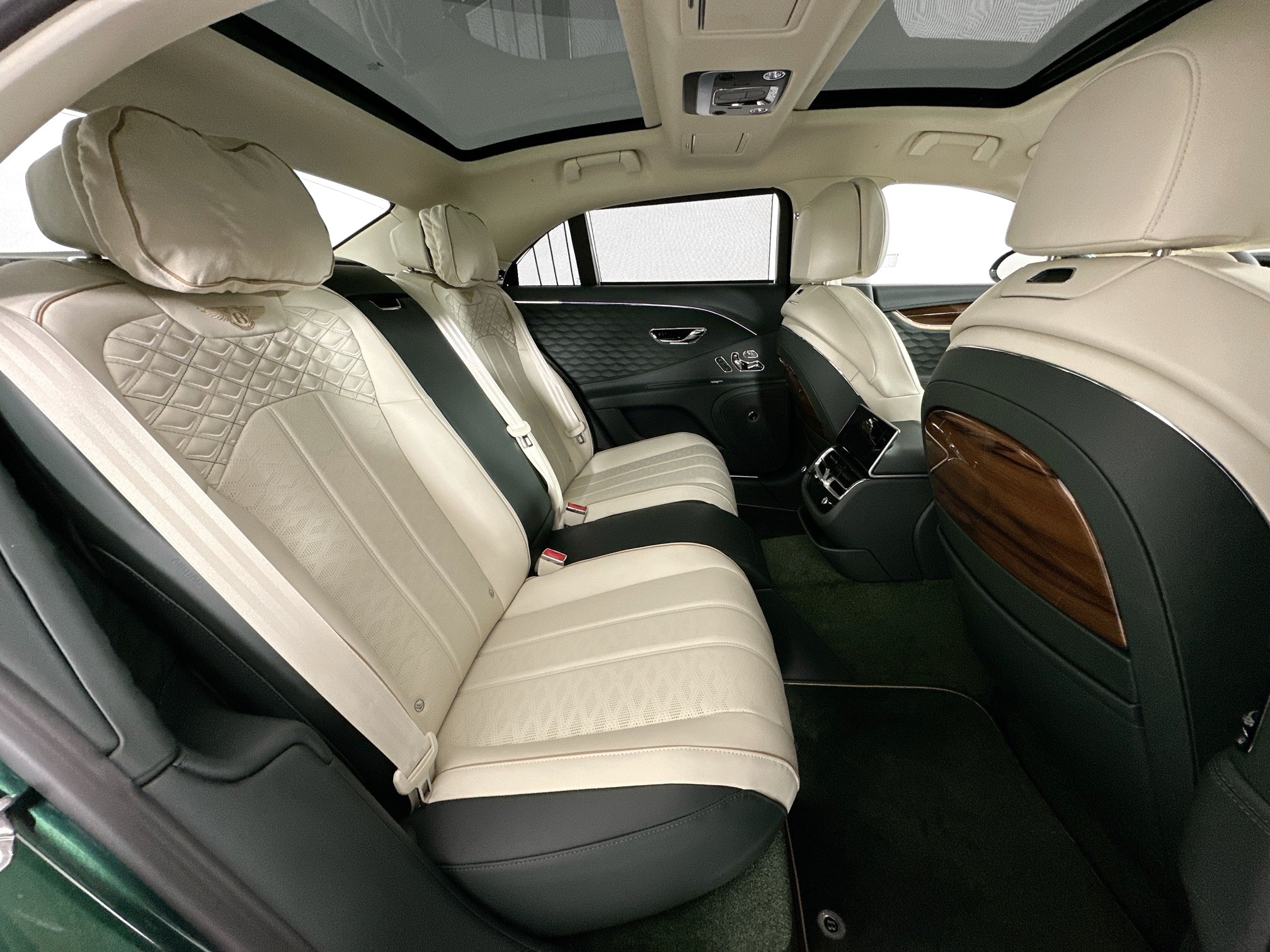 new 2026 Bentley Flying Spur car