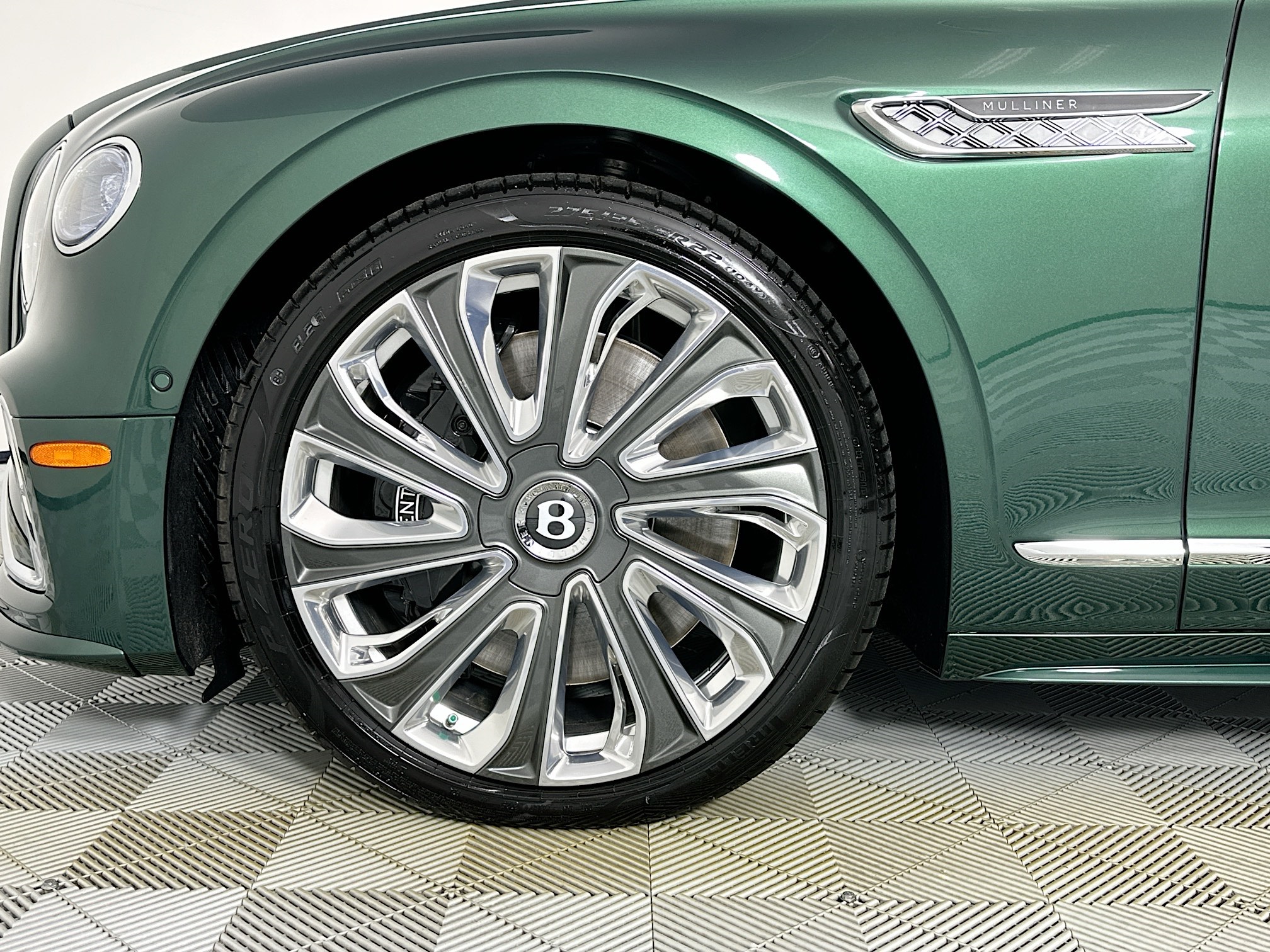 new 2026 Bentley Flying Spur car