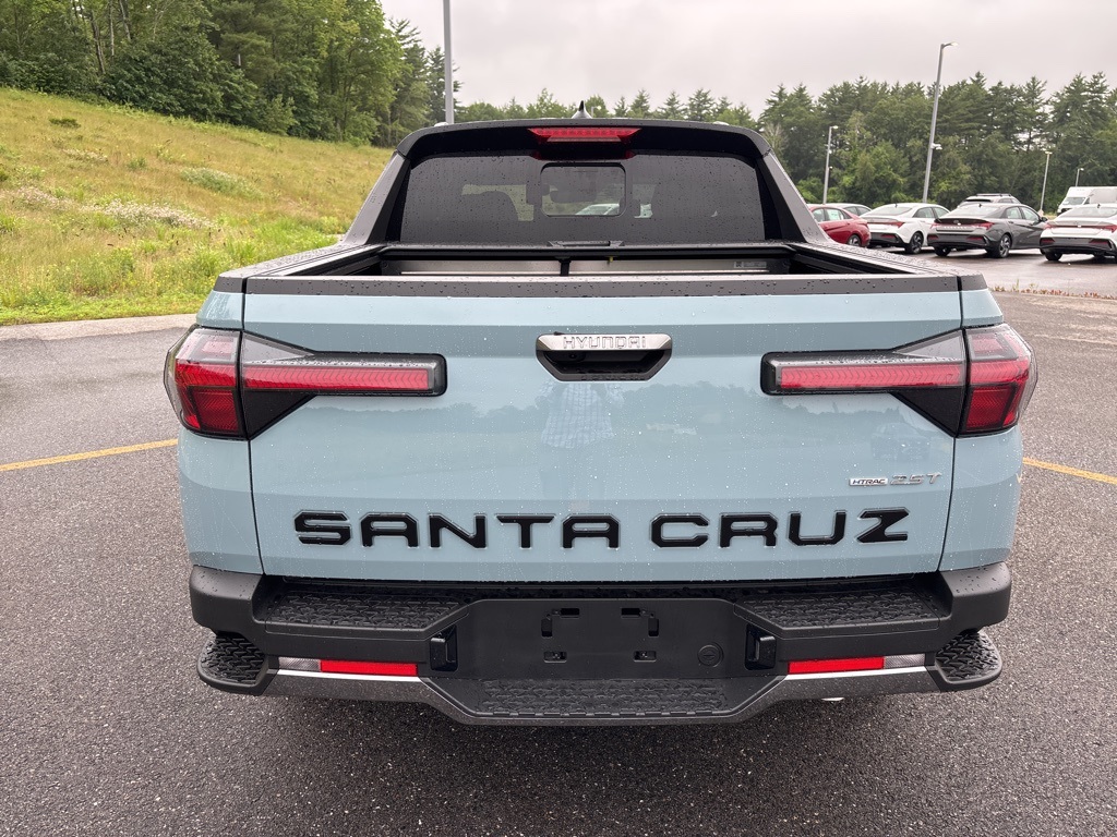 2025 Hyundai Santa Cruz Limited photo 2