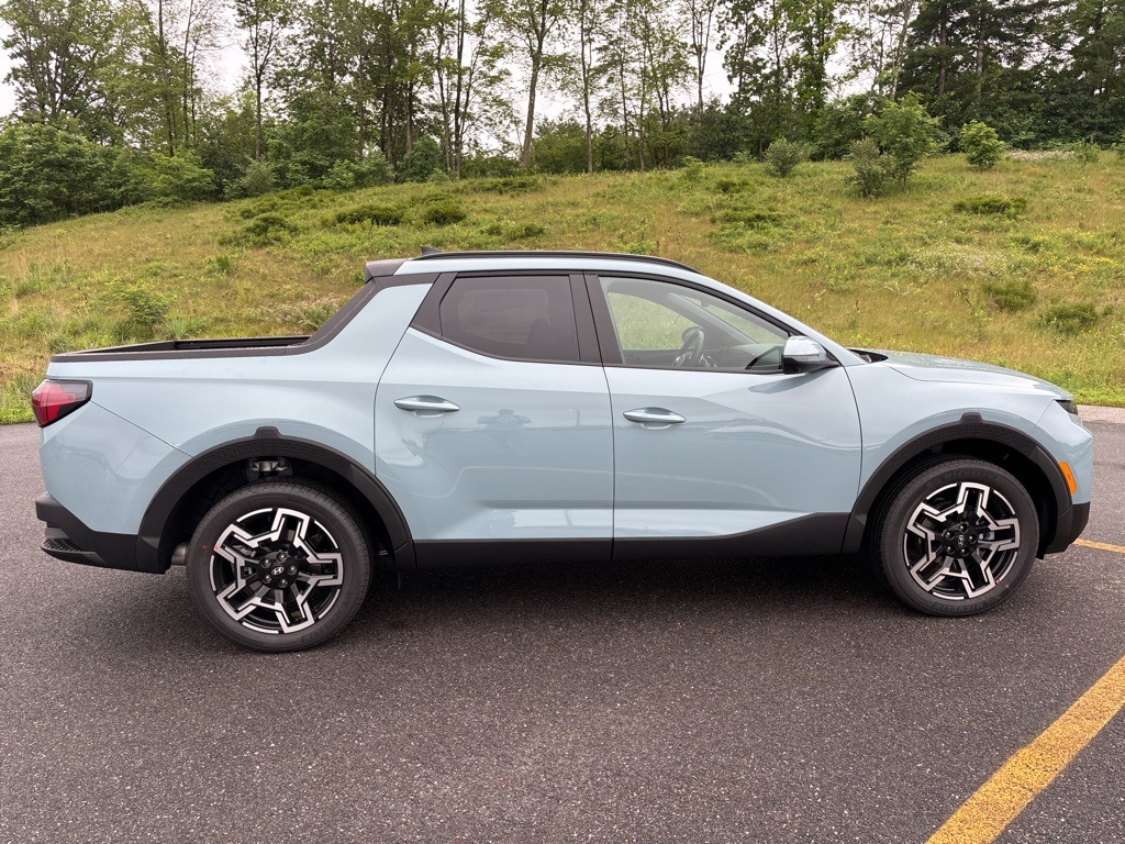 2025 Hyundai Santa Cruz Limited photo 3