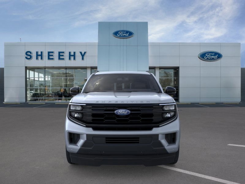2025 Ford Expedition photo 2
