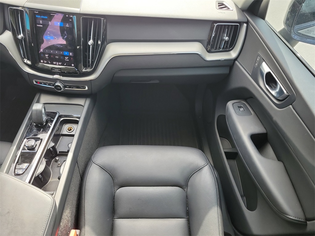 used 2024 Volvo XC60 car, priced at $30,495