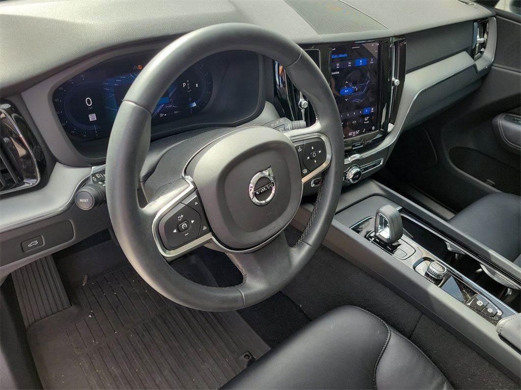 used 2024 Volvo XC60 car, priced at $30,495
