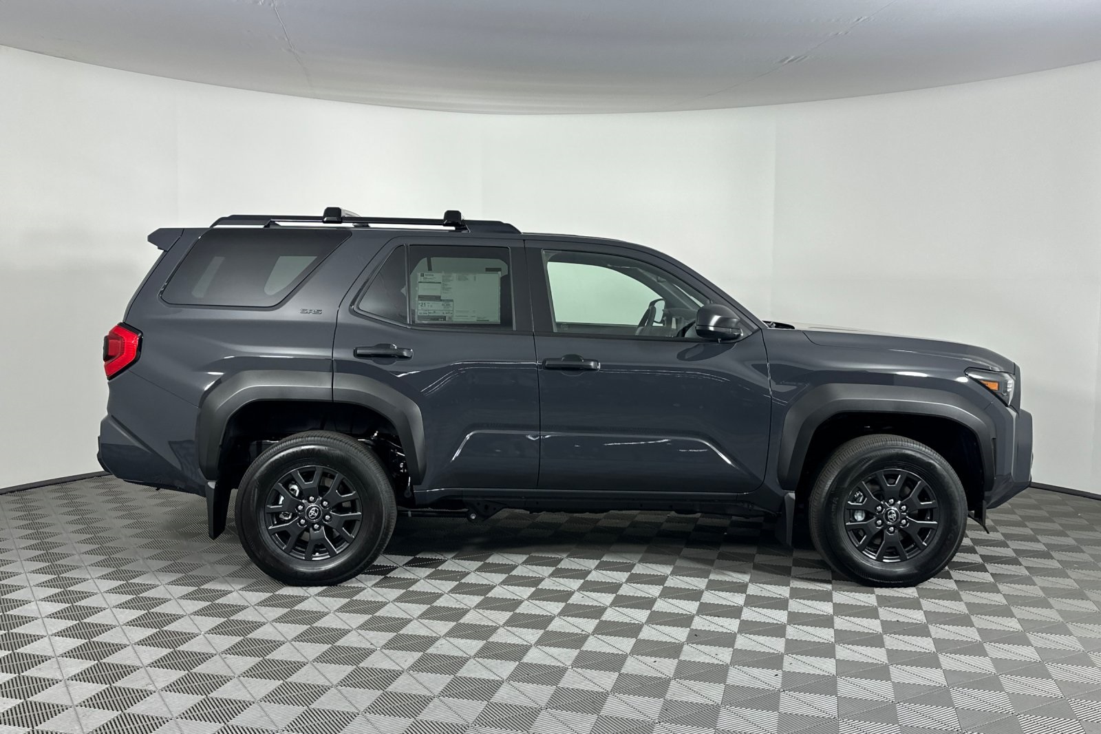 2025 Toyota 4Runner SR5 photo 3