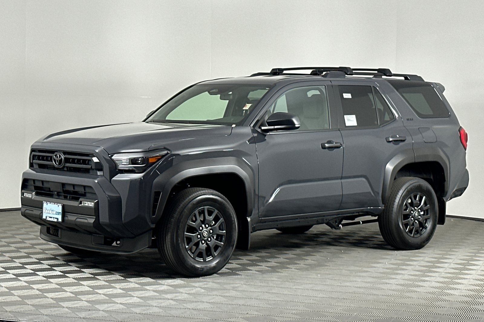 2025 Toyota 4Runner SR5 photo 8