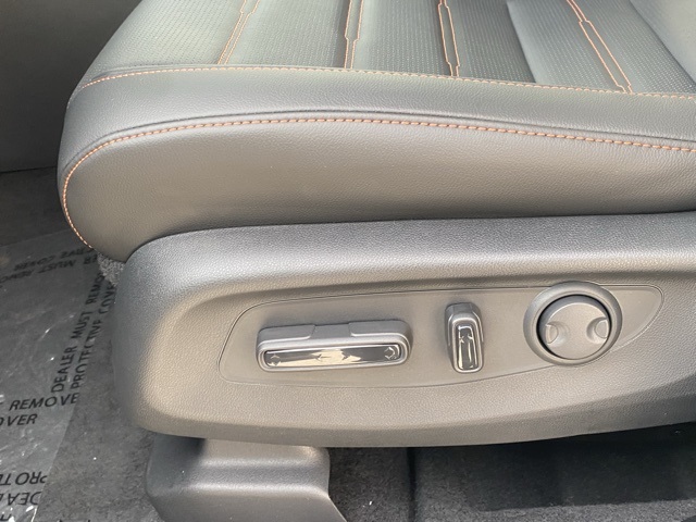 new 2026 Honda CR-V Hybrid car, priced at $41,675