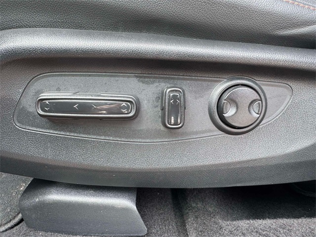 used 2025 Honda CR-V Hybrid car, priced at $34,411