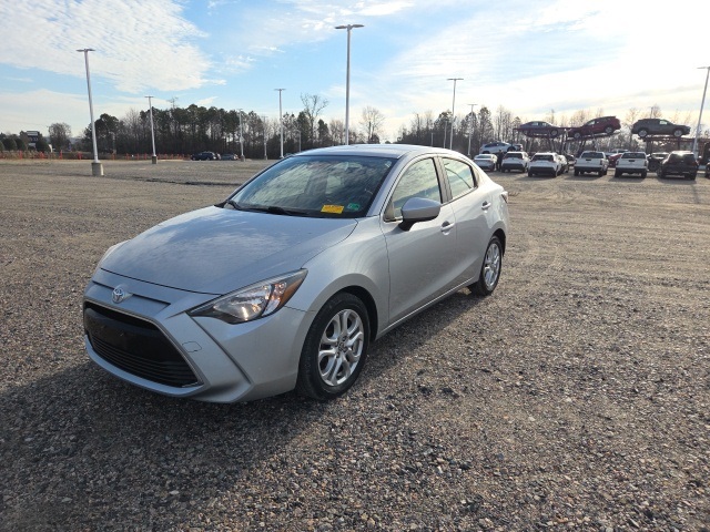 2017 Toyota Yaris iA Base's photo