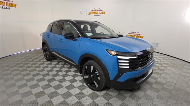 2025 Arctic Ice Blue Metallic/Super Black Nissan Kicks SR FWD SUV