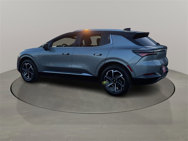 2025 Chevrolet Equinox EV 1LT photo 4