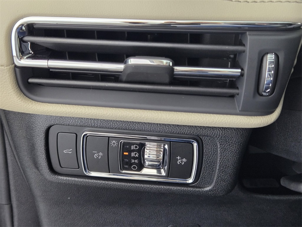 new 2026 Lincoln Corsair car, priced at $40,541