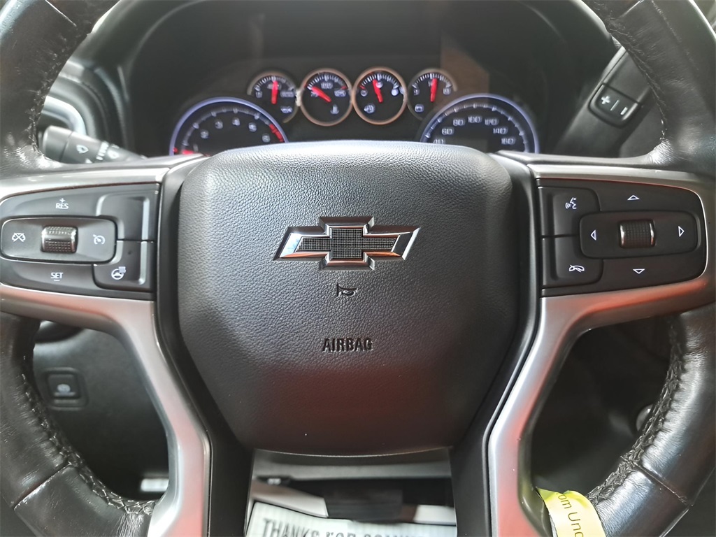 2019 Chevrolet Silverado 1500 LT Trail Boss photo 2