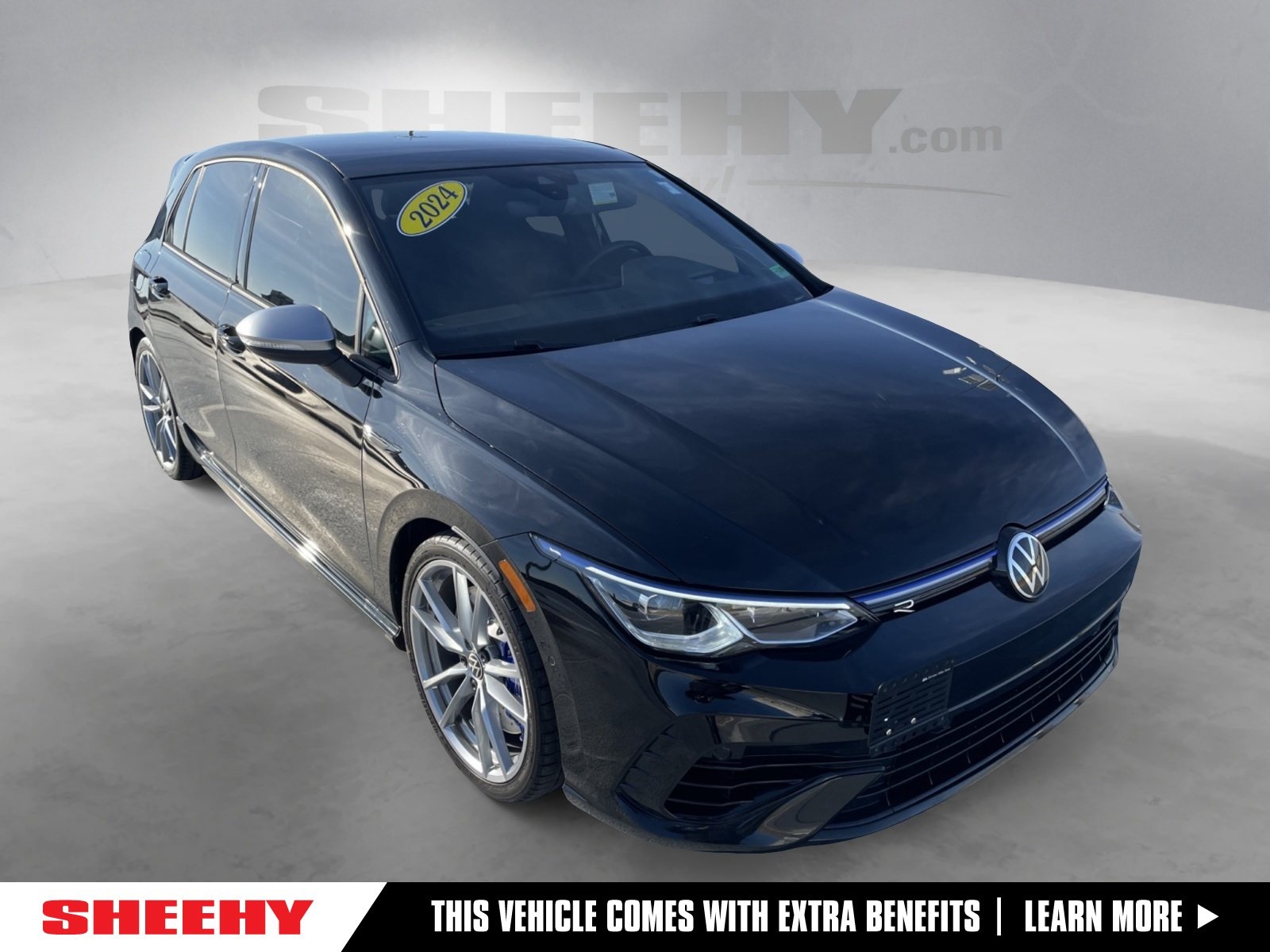 2024 Volkswagen Golf R R's photo