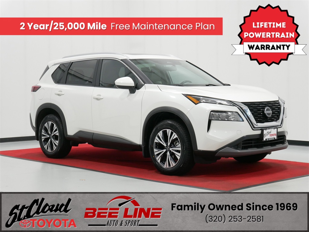 2023 Nissan Rogue SV's photo