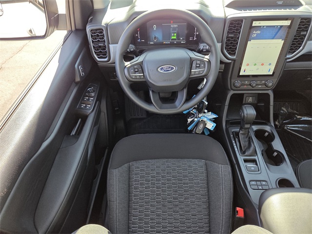 New 2025 Ford Ranger XL 4D Crew Cab