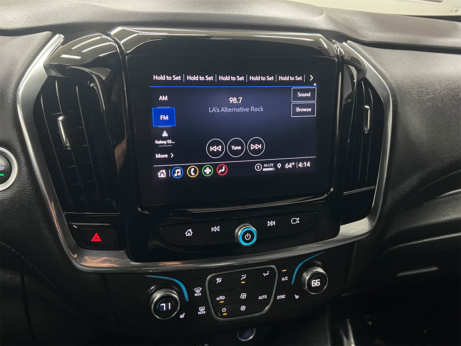 used 2023 Chevrolet Traverse car, priced at $29,788