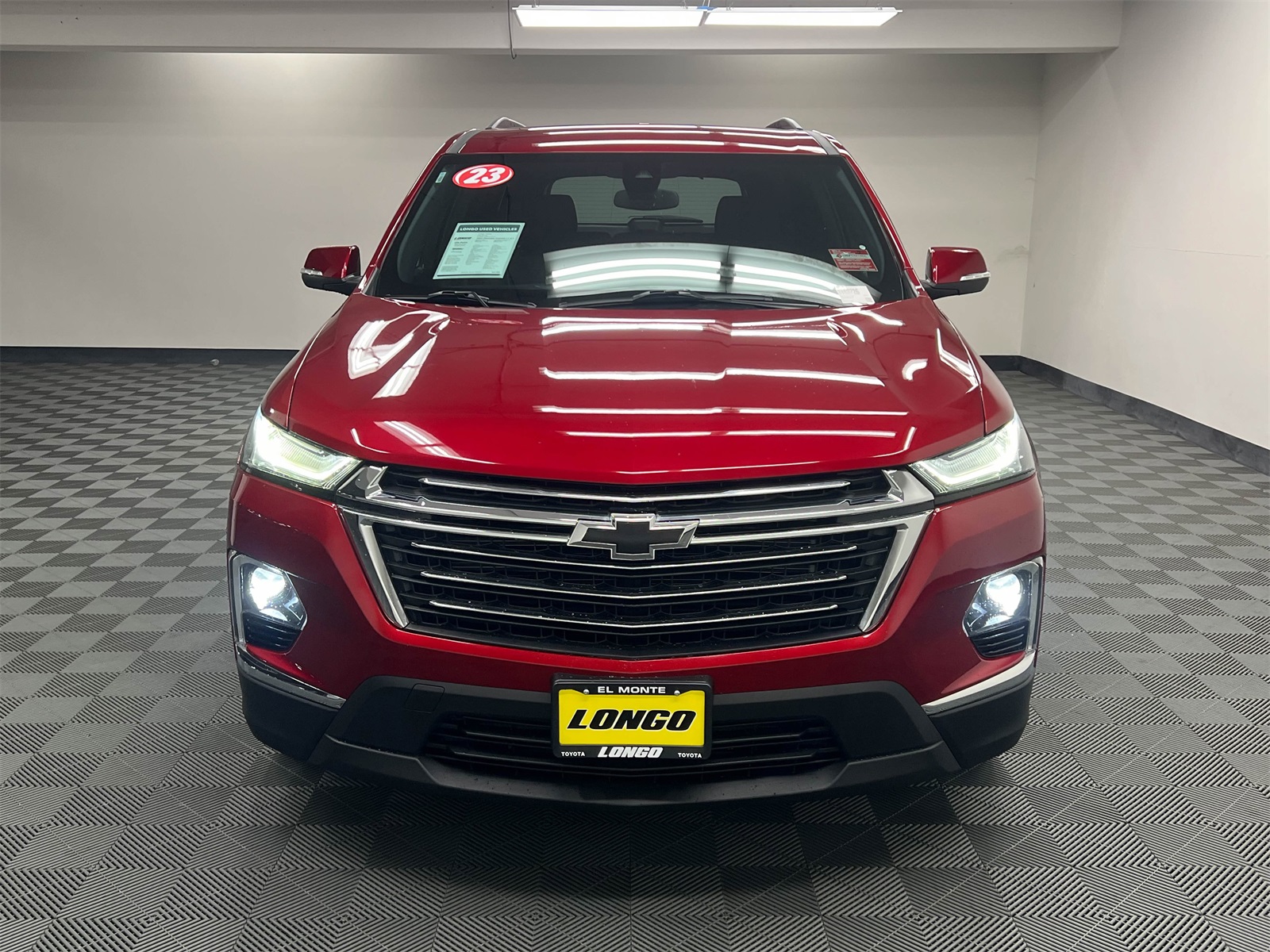 used 2023 Chevrolet Traverse car, priced at $29,788