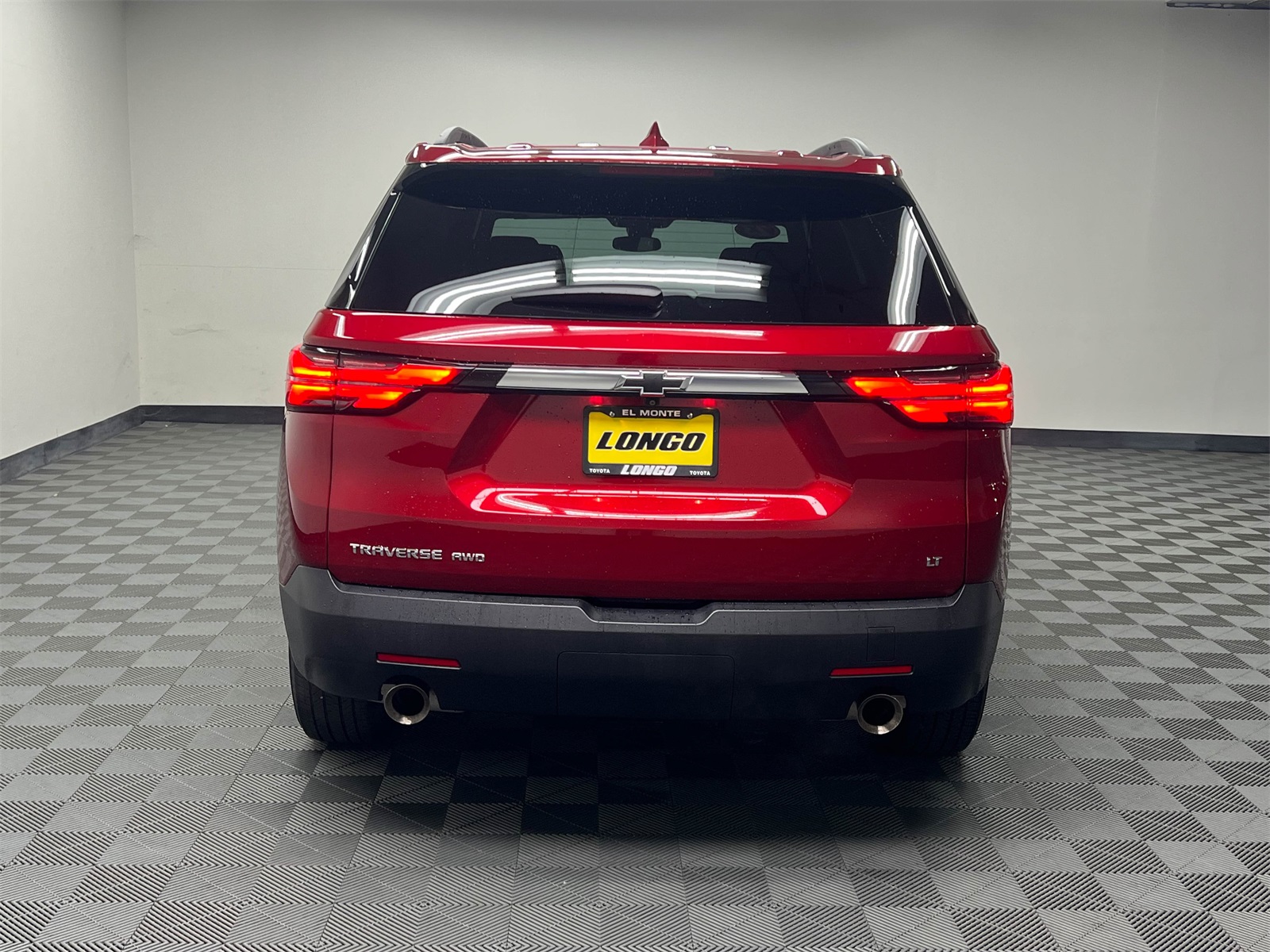 used 2023 Chevrolet Traverse car, priced at $29,788