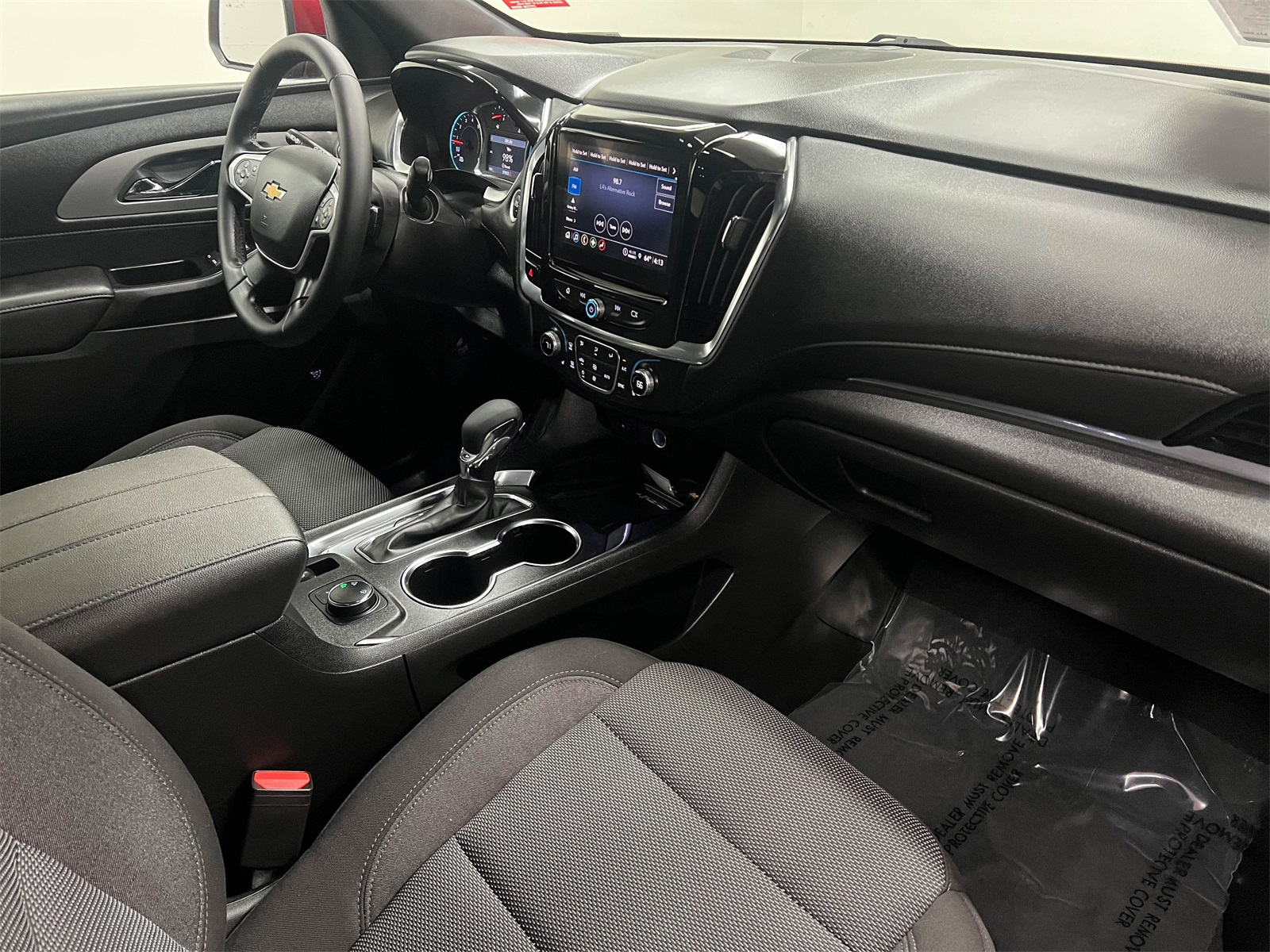 used 2023 Chevrolet Traverse car, priced at $29,788