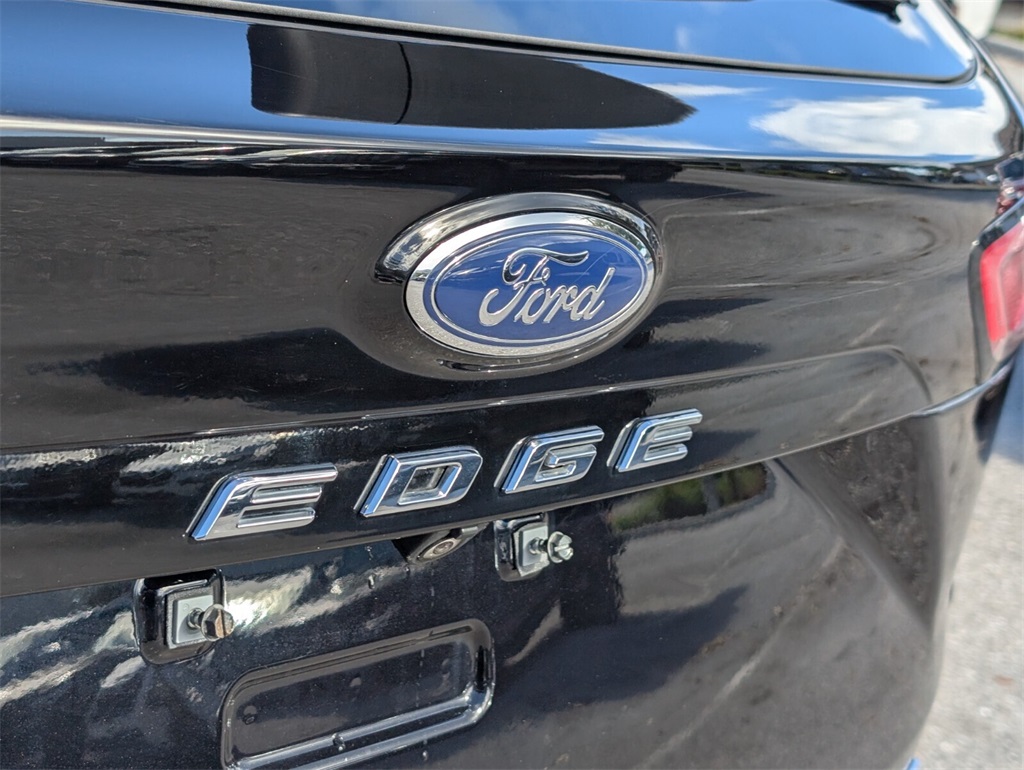 used 2021 Ford Edge car, priced at $19,888