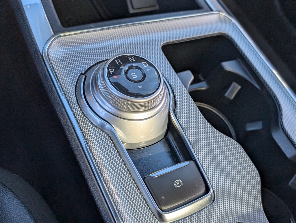 used 2021 Ford Edge car, priced at $19,888