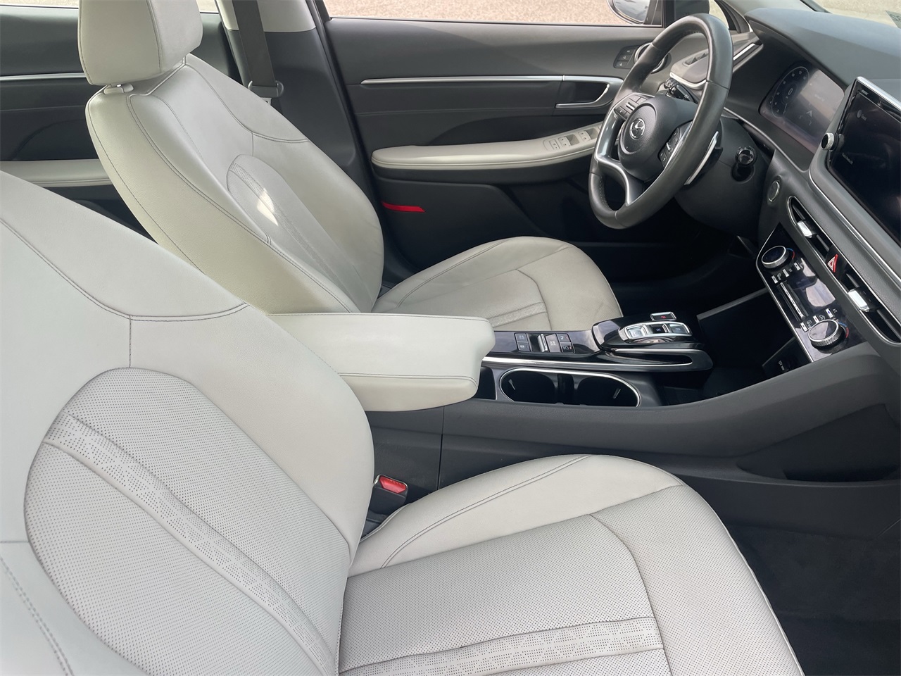 used 2022 Hyundai Sonata car, priced at $22,345