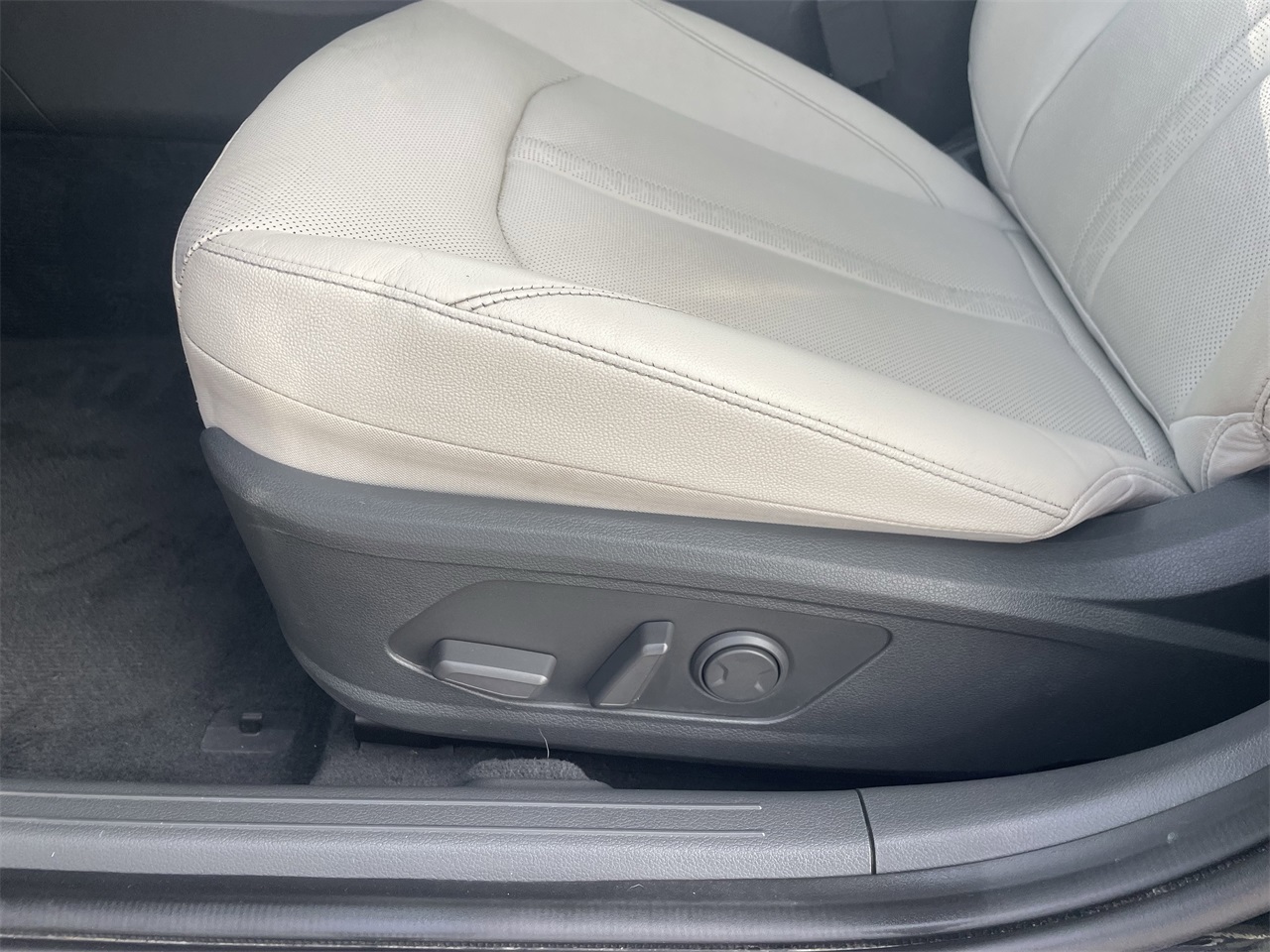 used 2022 Hyundai Sonata car, priced at $22,345