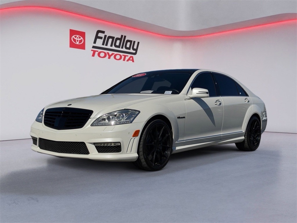 2011 Mercedes-Benz S-Class S63 AMG