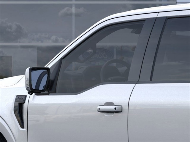 2025 Iconic Silver Metallic Ford F-150 Lariat 4X4 Truck